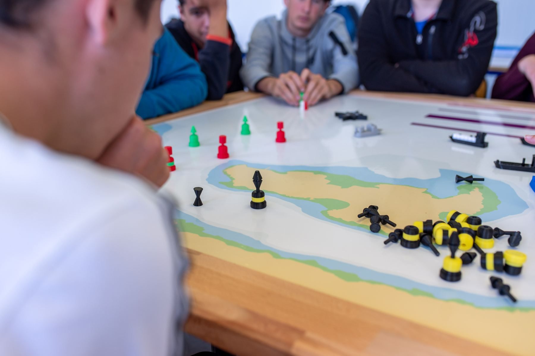 Buoyage pieces on the board